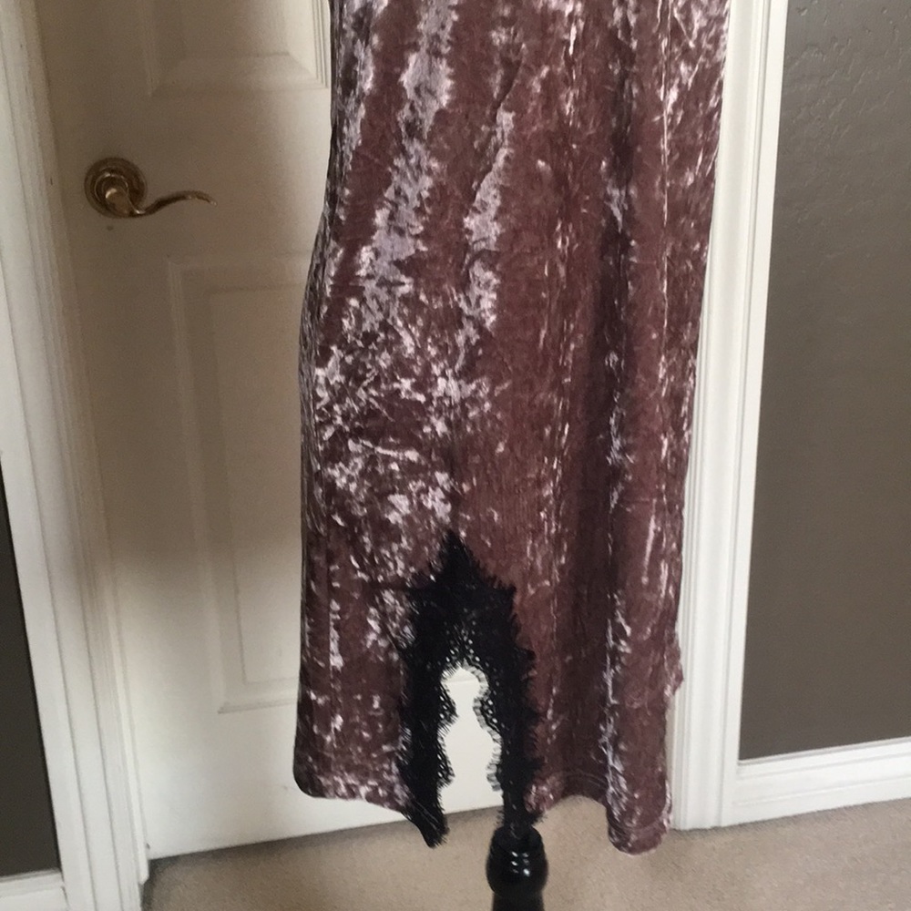 Dress - Picture 2 of 3